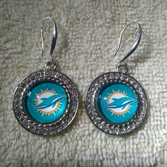 Miami Dolphins NFL Fashion Dangle Earrings NEW - Picture 1 of 2